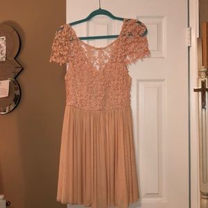 Pink xenia boutique lace dress